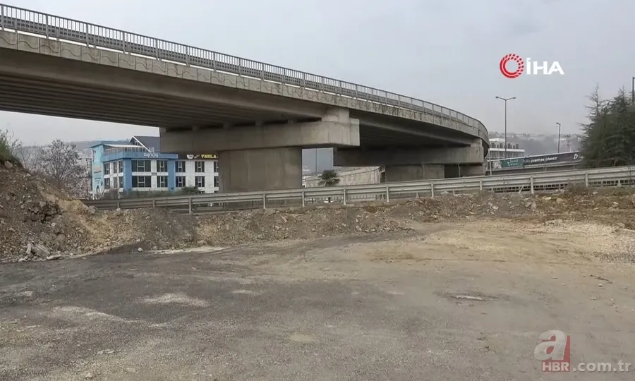 Tedirginlik yaratan görüntü! Çıplak şahsın garip hareketleri kamerada 10