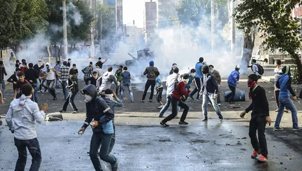 pkknin-emir-kullari-hdpli-isimler-talimatla-sokaga-cagirdi-1610339112497.jpg PKK’nın emir kulları! HDP'li vekiller talimatla sokağa çağırdı! - 6