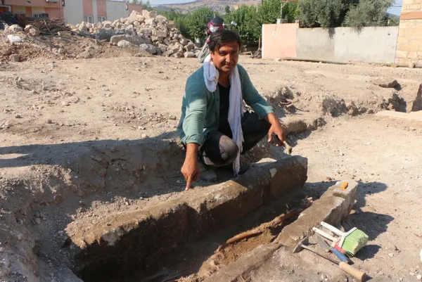 Adıyaman'da tarihe ışık tutan olay! Perre Antik Kenti'nde bin yıllık iskelet bulundu - 4