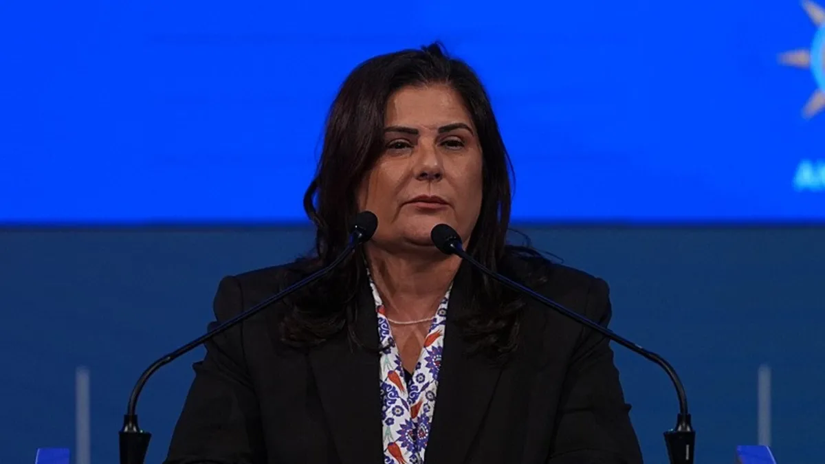 Özlem Çerçioğlu "söylemezsem içimde kalır" diyerek konuştu: Kuşadası'nda 6 milyarlık rant kapışması