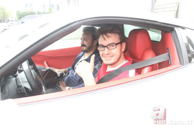 Ünlülerin otomobilleri 12