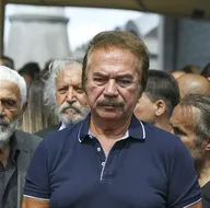 Sanatçılardan Diyarbakırda nöbet tutan annelere destek