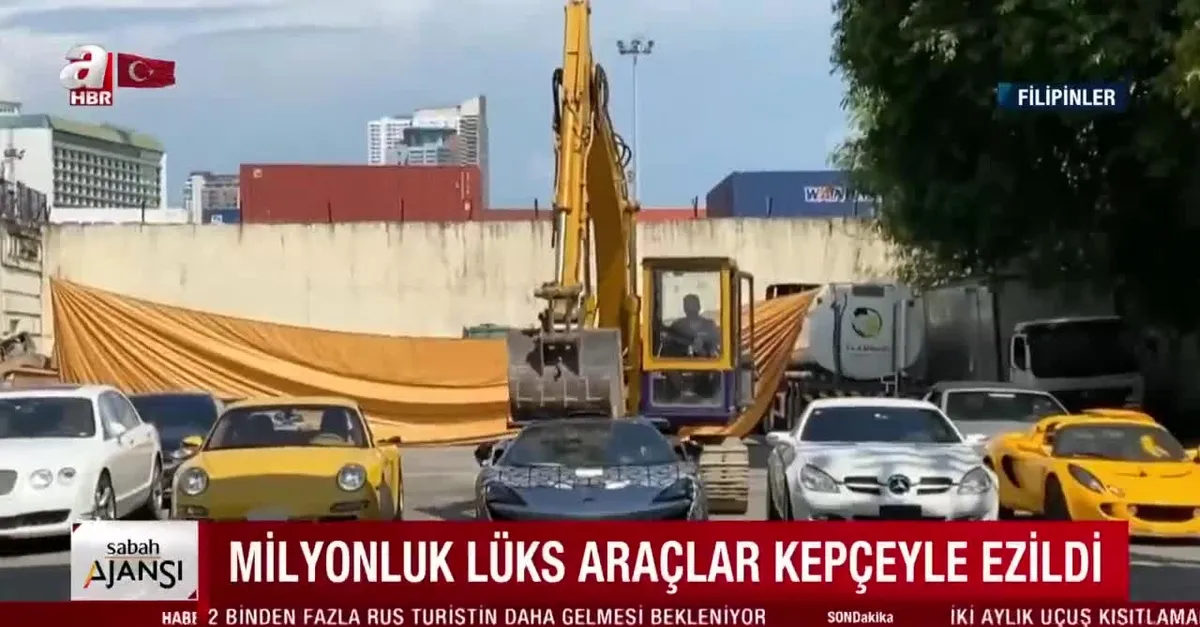 Milyonluk lüks araçları kepçeyle ezdiler