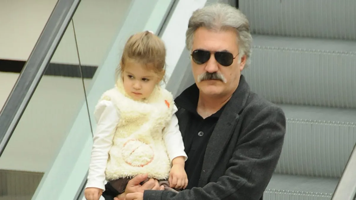 O artık piyano sanatçısı: Tamer Karadağlı'nın kızı Zeyno büyüdü