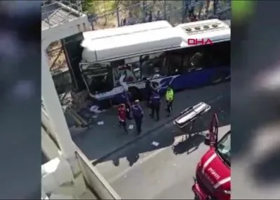 Ankara’da belediye otobüsü kaza yaptı!