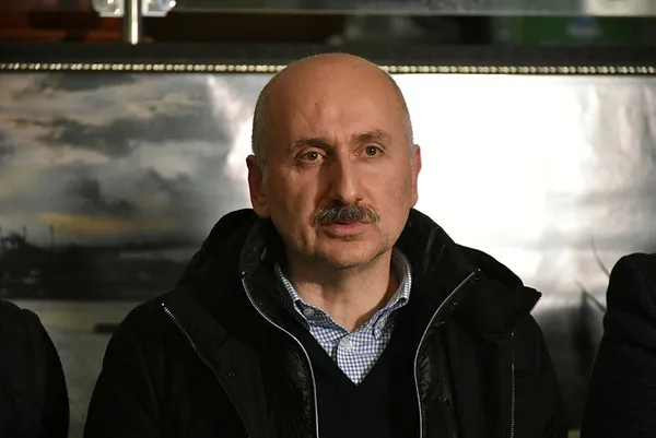 Bakanlar deprem bölgesinde anbean çalışmaları takip ediyor! Sıcak gelişmelere anlık reaksiyon sağlanıyor