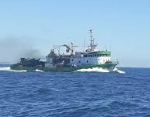 Türk gemisi serbest bırakıldı İtalyan balıkçıların aileleri harekete geçti