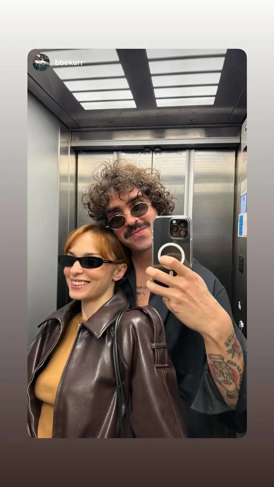 nilperi-sahinkaya-ve-baturalp-bekar-askinda-gurultulu-veda-1774421248484.jpg Nilperi Şahinkaya ve Baturalp Bekar polislik oldu - 1