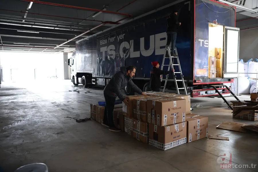 Kahramanmaraş merkezli deprem sonrası depremzedeler için gelen bağış Türkiye'yi ağlattı! 10