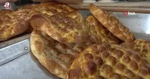 7 metrelik pide görenleri hayrete düşürdü