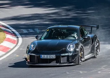 En hızlı seri üretim Porsche 911