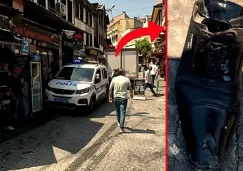 Böylesi ancak filmlerde olur! 44 numara ayakkabı hayatını kurtardı