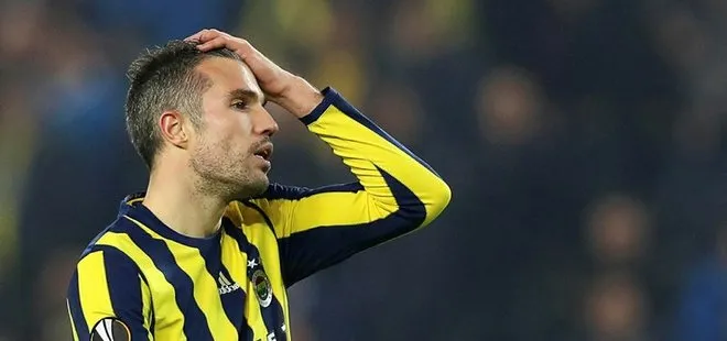 Van Persie’den Mahmut Tekdemir’e ’özür çiçeği’