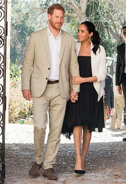 Prens Harry ve Meghan Markle’ın ırkçılık suçlamalarına Kraliçe Elizabeth’den cevap geldi