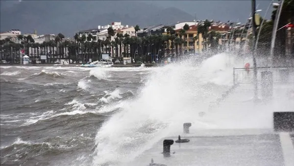 İstanbul’a kuvvetli sağanak ve lodos geliyor! 1 ile turuncu 8 ile sarı kodlu uyarı