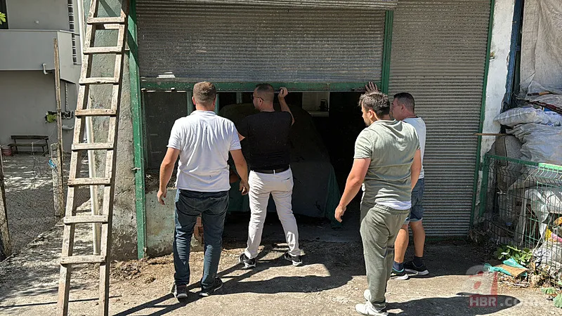 Yıllar sonra garajdan arabasını çıkardı! Görenler hayran kalıyor | Tam 15 bin euro… 1