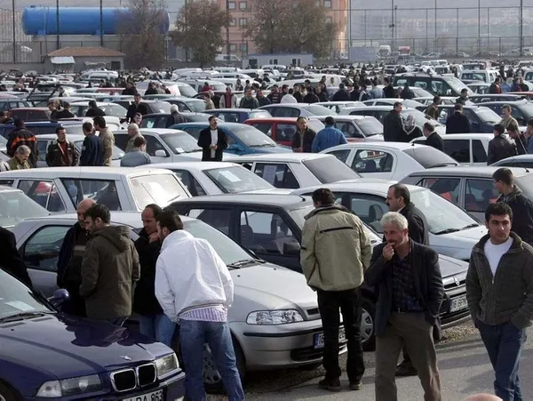 son-dakika-ticaret-bakani-omer-bolat-rakamlari-acikladi-otomobil-fiyatlari-dusuyor-1696505183102.jpg Son dakika: Ticaret Bakanı Ömer Bolat rakamları açıkladı! Otomobil fiyatları düşüyor - 2