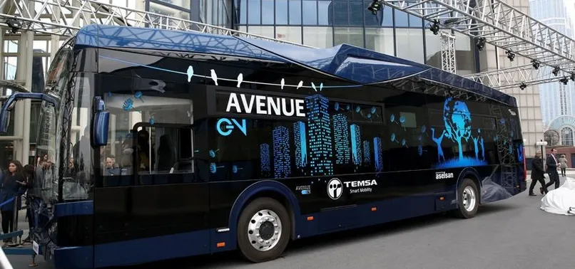 8 dakikada şarj olan Türkiye'nin ilk yüzde 100 yerli elektrikli otobüsü yola çıktı