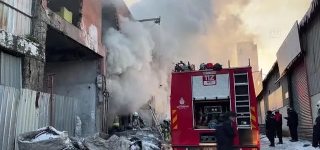 Son dakika: İstanbul’da iki işyerinde çıkan yangın söndürüldü