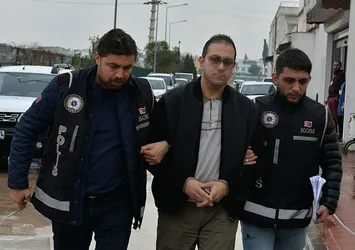 FETÖ'nün Adana il imamı yakalandı