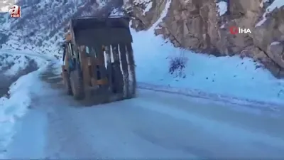 Siirt’te köy yolları tuzlandı