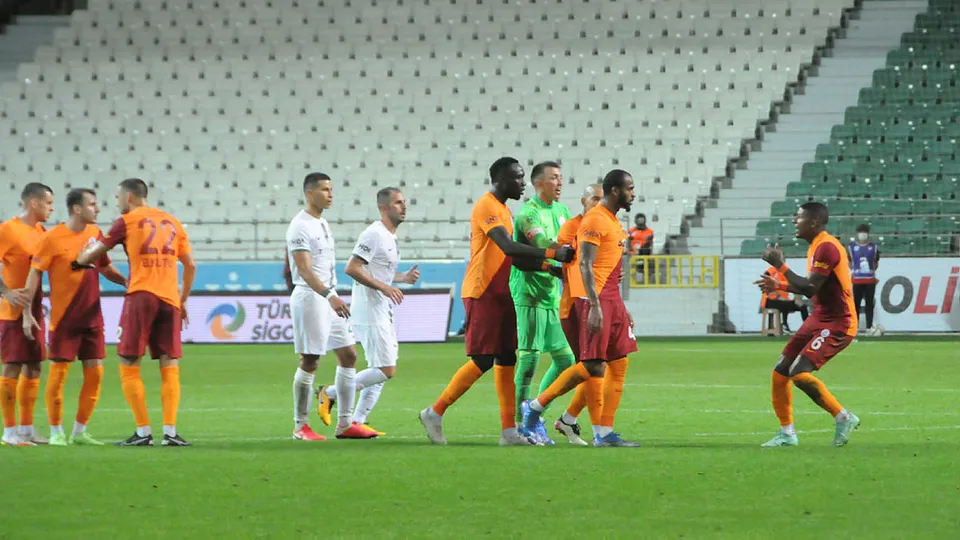 Kerem Aktürkoğlu Marcao kavgası | Marcao kaç maç ceza alır? İşte 6 kritik madde! Galatasaray'dan açıklama geldi