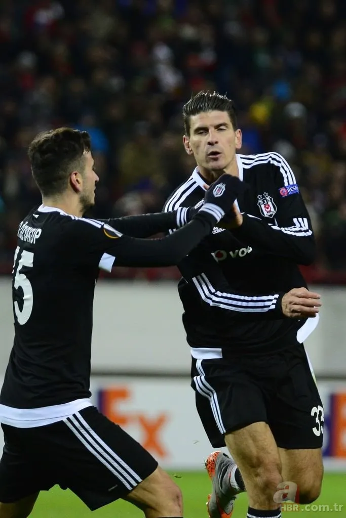 Lokomotiv Moskova - Beşiktaş maçından kareler 14