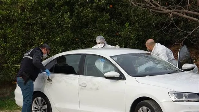 Mersin'de otomobilde çifte infaz! Eski eşi ve onun sevgilisini öldürdü - 1