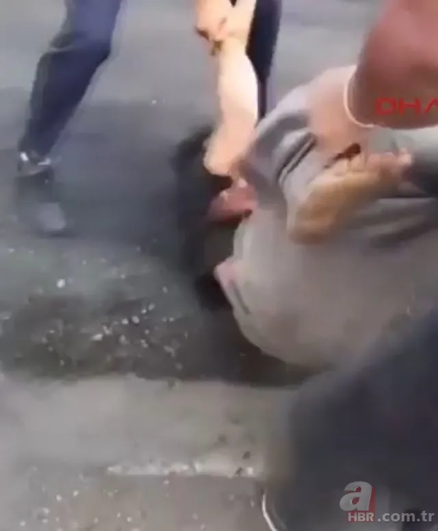 Son dakika: Uçakta akılalmaz olay! Saçından tutup yaka paça attılar 2