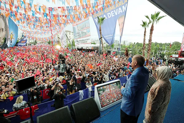 Başkan Recep Tayyip Erdoğan Mersin’de sert yüklendi: Bay Bay Kemal’in PKK’lı dostları varsa bizim de milletimiz var!