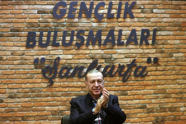 Başkan Erdoğan müjdeyi Şanlıurfa’da duyurdu! Sistem değişiyor! Pedagojik formasyona yeni düzenleme...