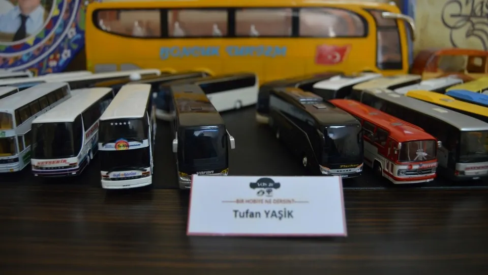 "Otobüs sevdası" koleksiyona dönüştü