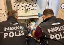 Manisa’da zehir tacirlerine şafak baskını: 20 kişi tutuklandı