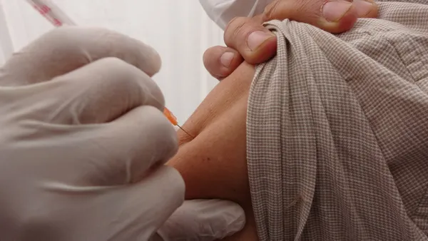 son-dakika-asilamada-kurban-bayrami-hedefi-bakan-koca-acikladi-1625817230633.jpg Son dakika: Aşılamada Kurban Bayramı hedefi! Bakan Koca açıkladı - 3