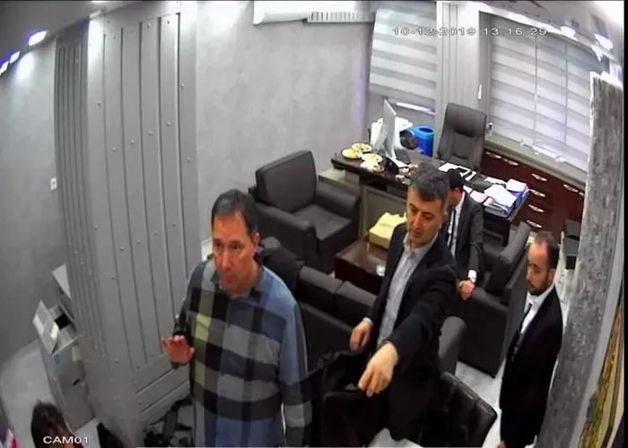 İmamoğlu’nun konutunda yeni balyalar! Rüşvet üssü İBB konutu! Hak ediş ödemesi karşılığı rüşvet talebi