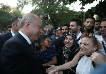 Başkan Erdoğan'a Sultanahmet yoğun ilgi!