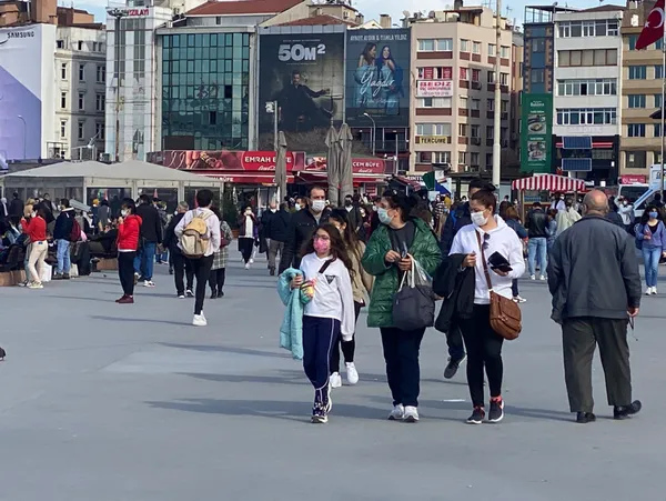 1613279159791.jpg Üniversitelerde yüz yüze eğitim ne zaman başlayacak? İşte önerilen tarih - 3