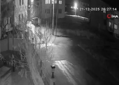 Hırsızlık yaptığı evde hastanelik oldu