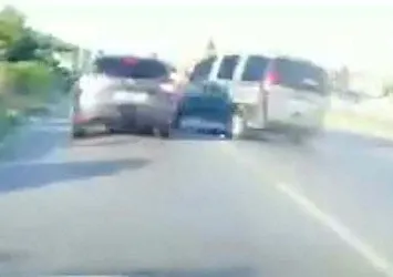 İzmir'deki makas katliamında yeni detay! Olay yerine geldi ardından hiçbir şey yokmuş gibi...