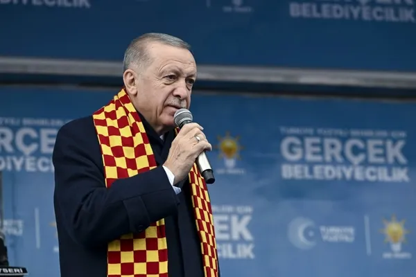 Başkan Recep Tayyip Erdoğan Kayseri’de duyurdu! Emeklilere promosyon müjdesi