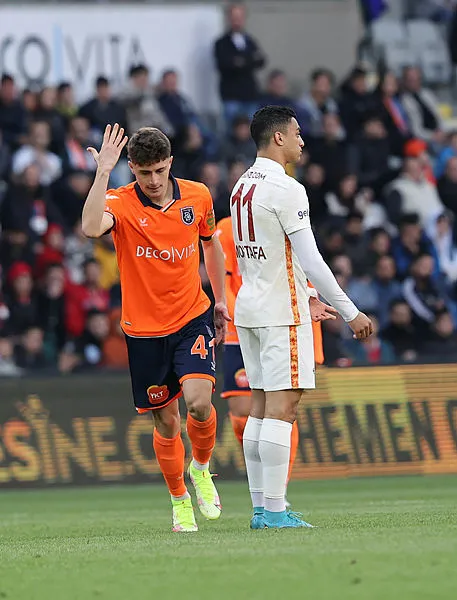 İstanbul’da sessiz gece! Medipol Başakşehir 0-0 Galatasaray MAÇ SONUCU-ÖZET