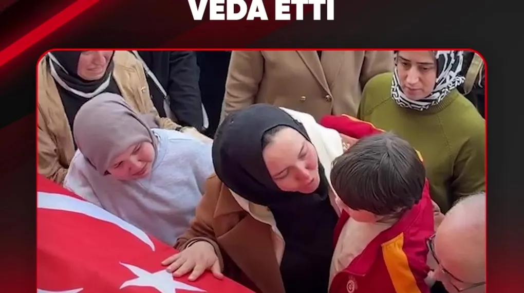 ABLASINA SARILARAK VEDA ETTİ