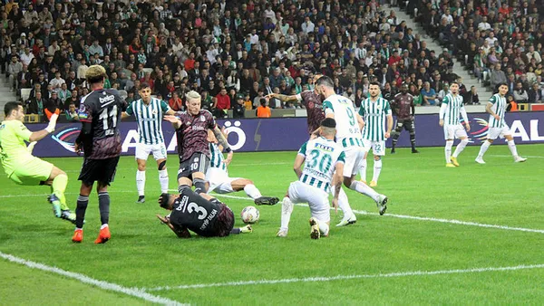 Bitexen Giresunspor - Beşiktaş: 0-1 | Tayyip Talha Sanuç Kartal'ı yüksekten uçurdu - 12