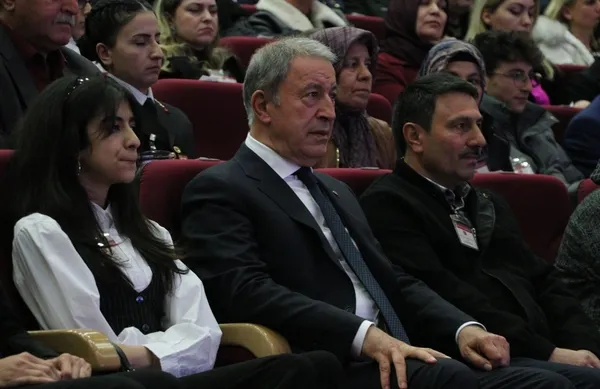 milli-savunma-bakani-hulusi-akar-duyurdu-2015ten-bu-yana-37-bin-647-terorist-olduruldu-1679076763874.jpg Milli Savunma Bakanı Hulusi Akar duyurdu: 2015'ten bu yana 37 bin 647 terörist öldürüldü - 1