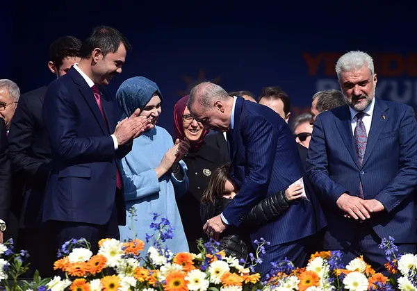 baskan-erdogan-istanbul-mitinginde-konustu-istanbulu-chp-zulmunden-kurtarmaliyiz-saglam-aday-saglam-adam-kurum-1711292592722.jpg Başkan Erdoğan İstanbul mitinginde konuştu: İstanbul'u CHP zulmünden kurtarmalıyız | Sağlam aday sağlam adam: Kurum ile yeni bir dönemi başlatacağız - 16