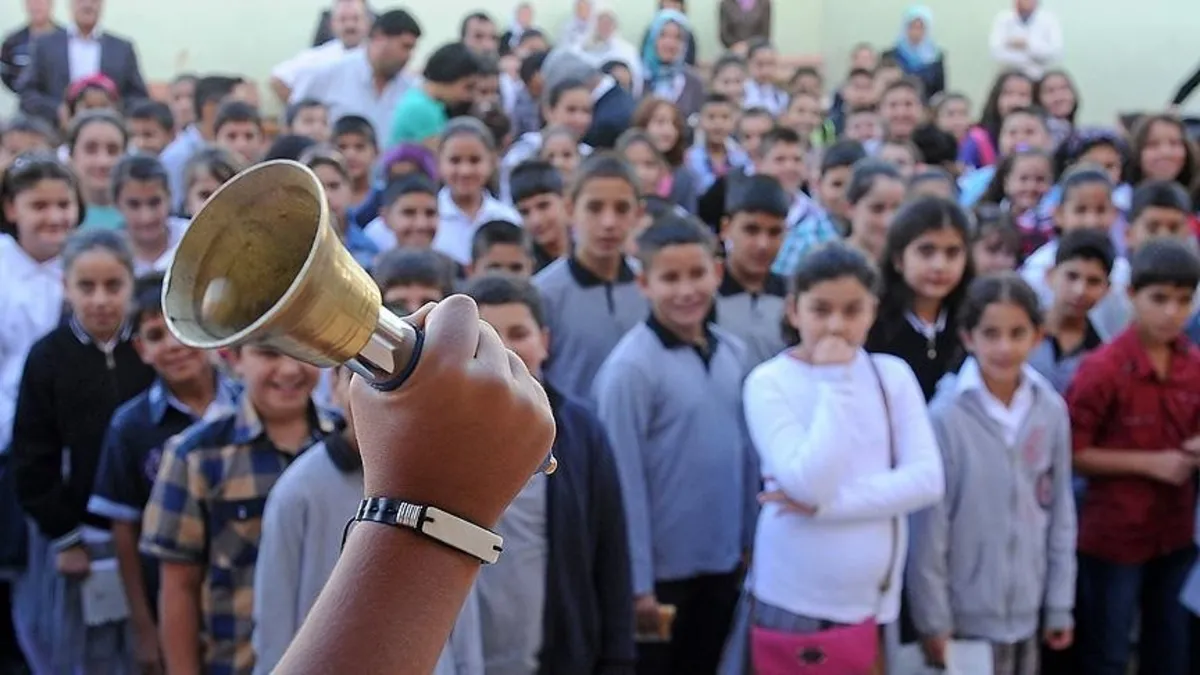 İlk ders zili yarın çalacak! 18 milyon öğrenci okullara dönüyor