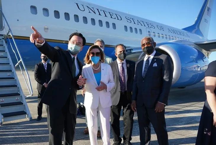 ABD Temsilciler Meclisi Başkanı Nancy Pelosi'nin Tayvan ziyareti ABD medyasında!
