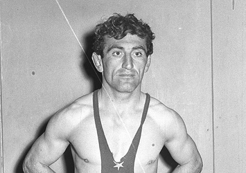 Türk güreş tarihinin efsane ismi Mustafa Dağıstanlı vefat etti
