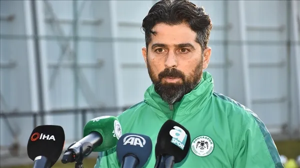 Konyaspor İlhan Palut ile sözleşme yeniliyor: İki yıl daha devam kararı