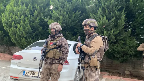 Mersin’de DEAŞ operasyonu: 2 zanlı yakalandı - 1